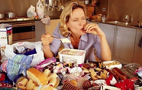 O vício em comer pode ser apenas a ponta de um iceberg Explicando o vício em alimentos
