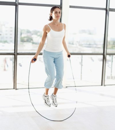 Dicas de exercícios caseiros para definir o corpo Melhores exercícios caseiros para emagrecer