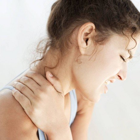 Quais são as causas de um torcicolo? Tratamentos para o torcicolo e as causas