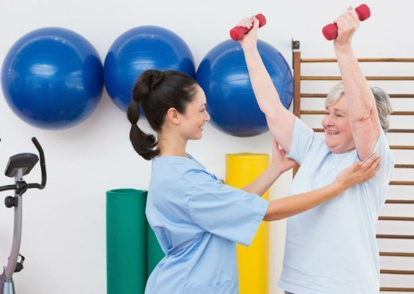 Tudo sobre personal trainer para a terceira idade Relação personal trainer e terceira idade