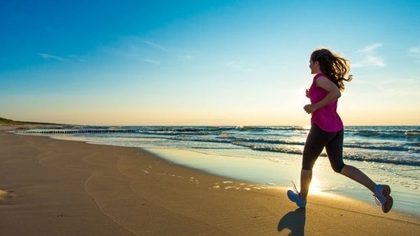 Quais os riscos de correr na areia? Quais os benefícios de correr na areia?