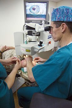 Cirurgia a laser para olhos