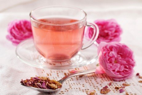 Chá de rosas para refrescar