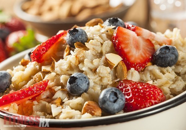 Combinação de frutas vermelhas e outros alimentos para energia
