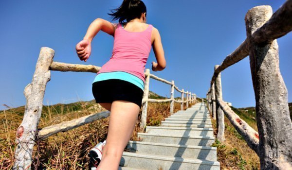 Benefícios do treino na escada para corredores