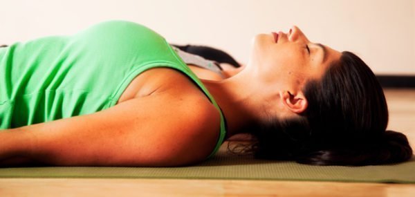 Como relaxar músculos e seu corpo